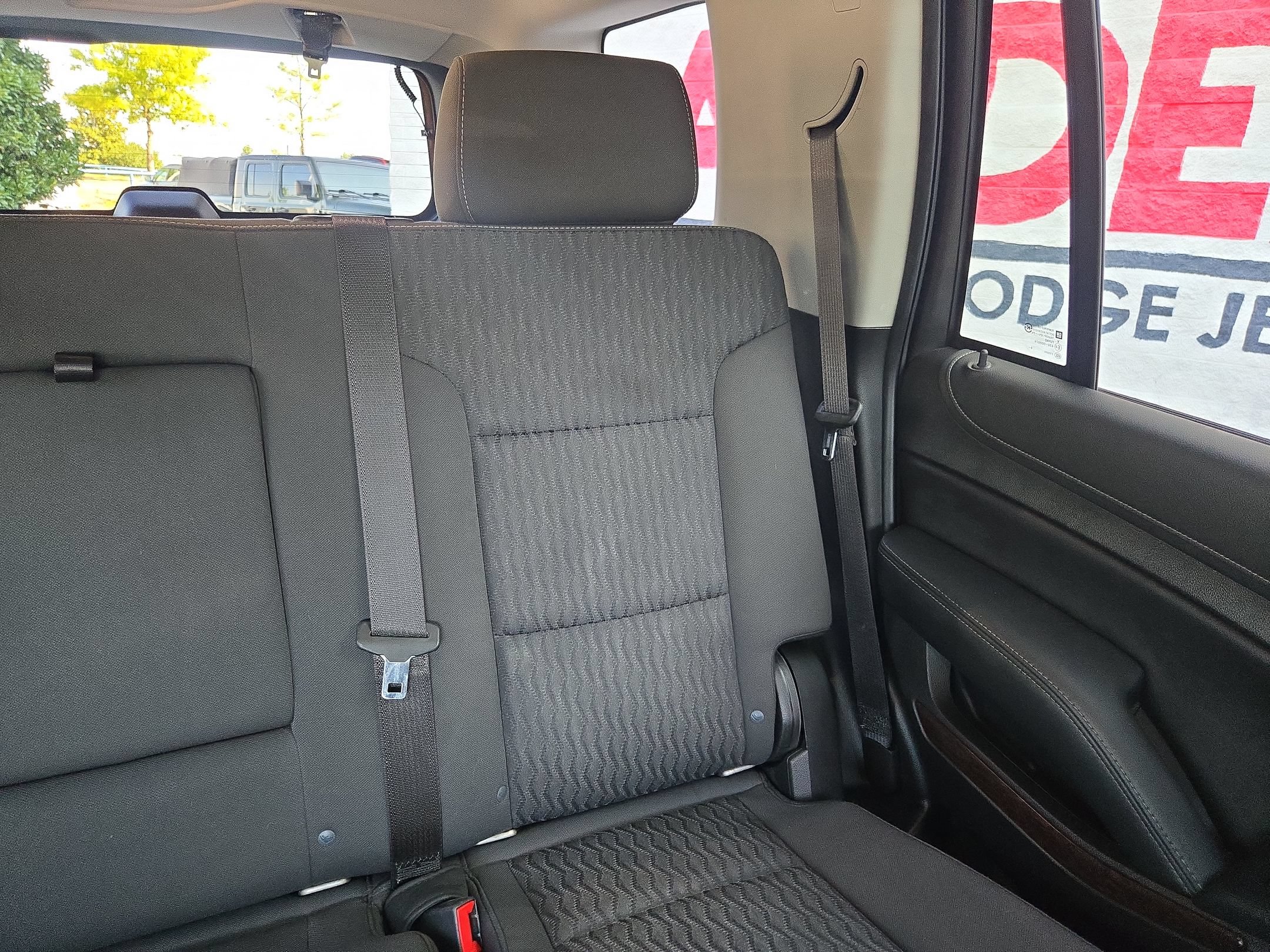 Used 2019 GMC Yukon SLE w/ SLE Value Package AWD/4WD image 14