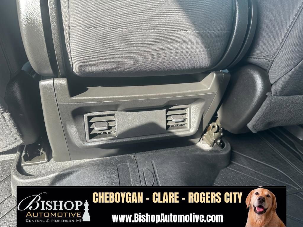 Used 2023 Chevrolet Silverado 1500 Custom AWD/4WD image 30