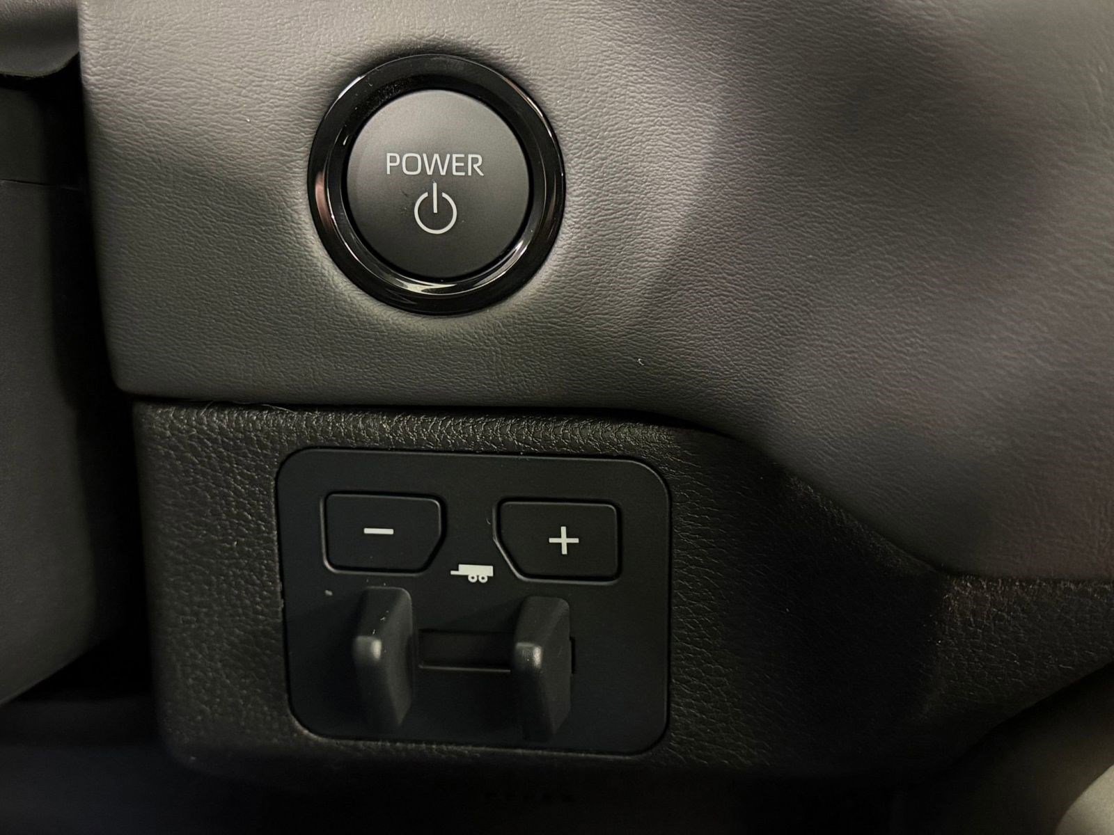 New 2026 Toyota Sequoia SR5 AWD/4WD image 34