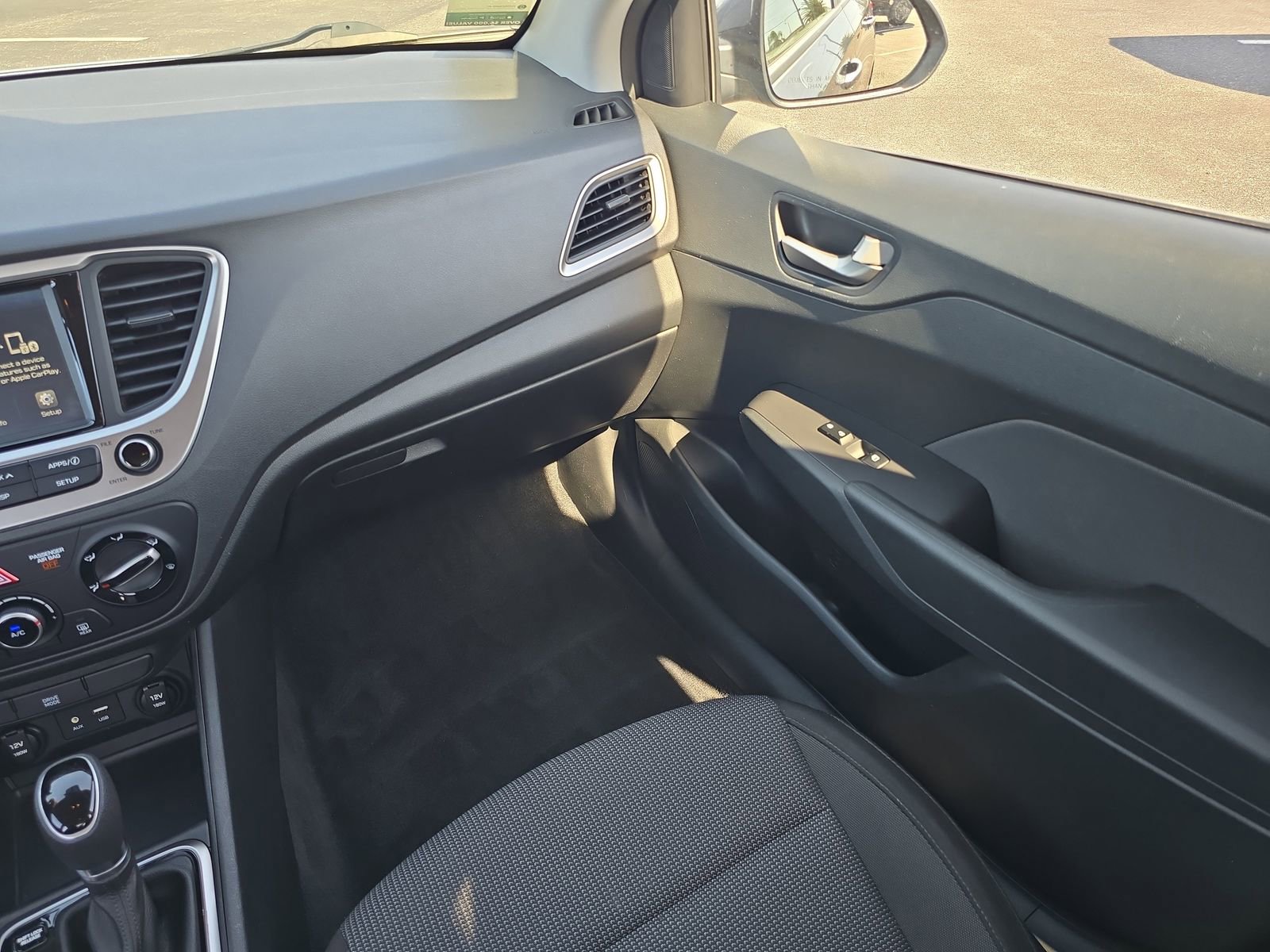 Used 2018 Hyundai Accent SEL image 12