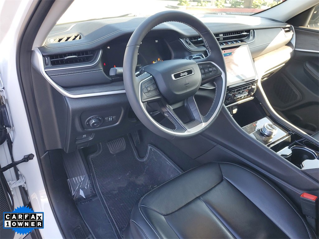 Used 2023 Jeep Grand Cherokee Limited w/ MOPAR Finishing Package image 17