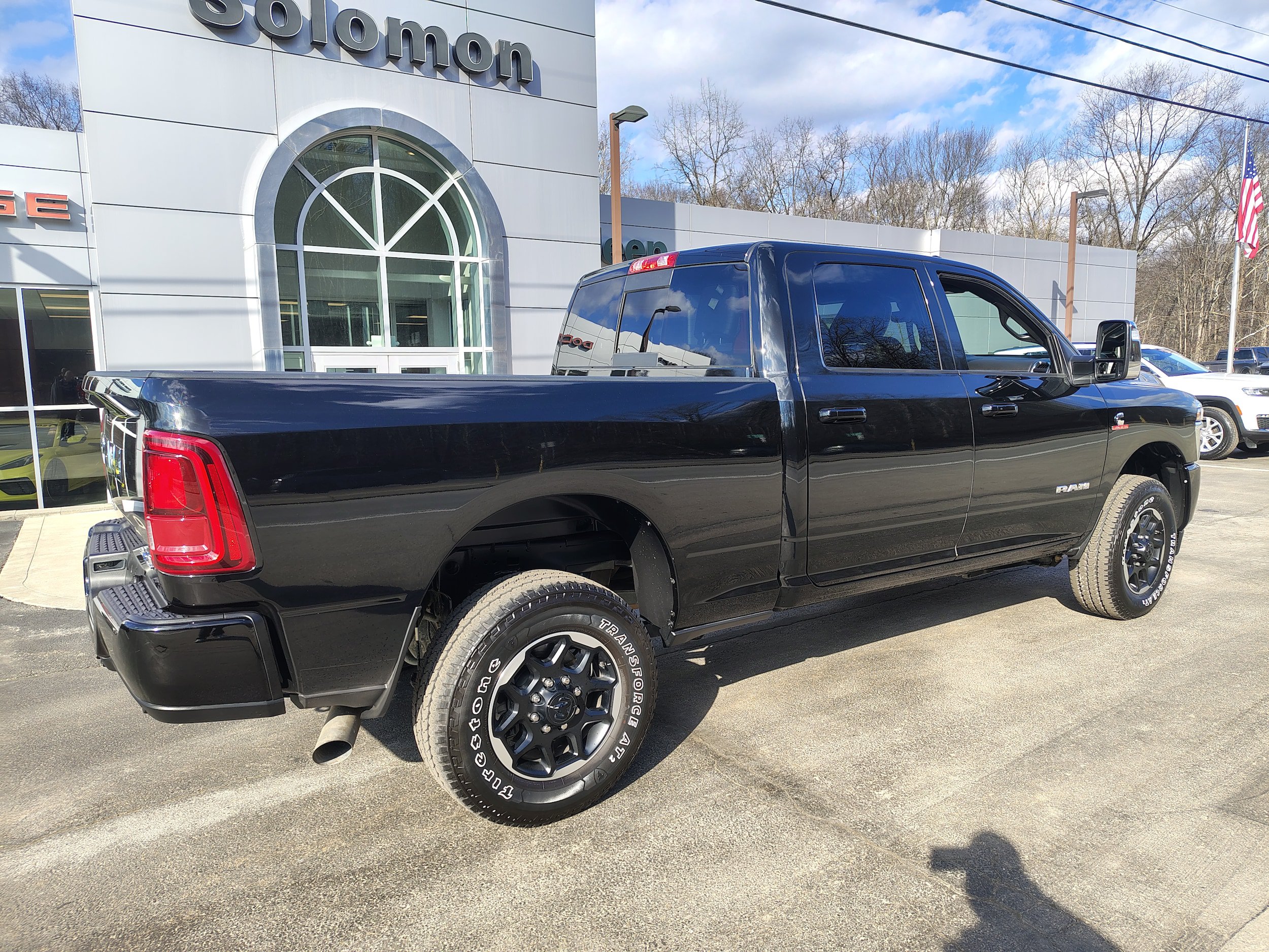 Certified 2026 RAM 2500 Laramie AWD/4WD image 13