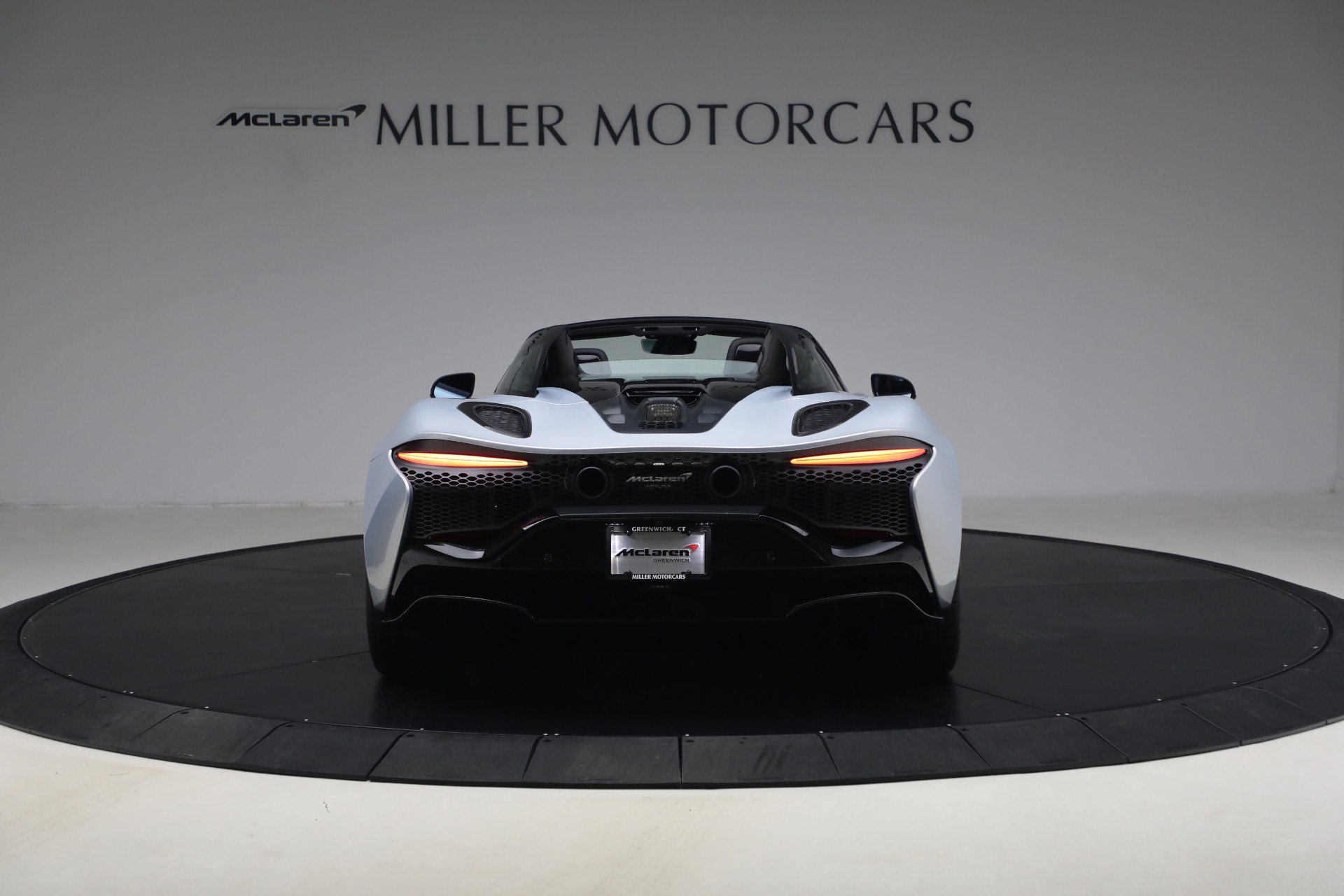New 2026 McLaren Artura Spider image 6