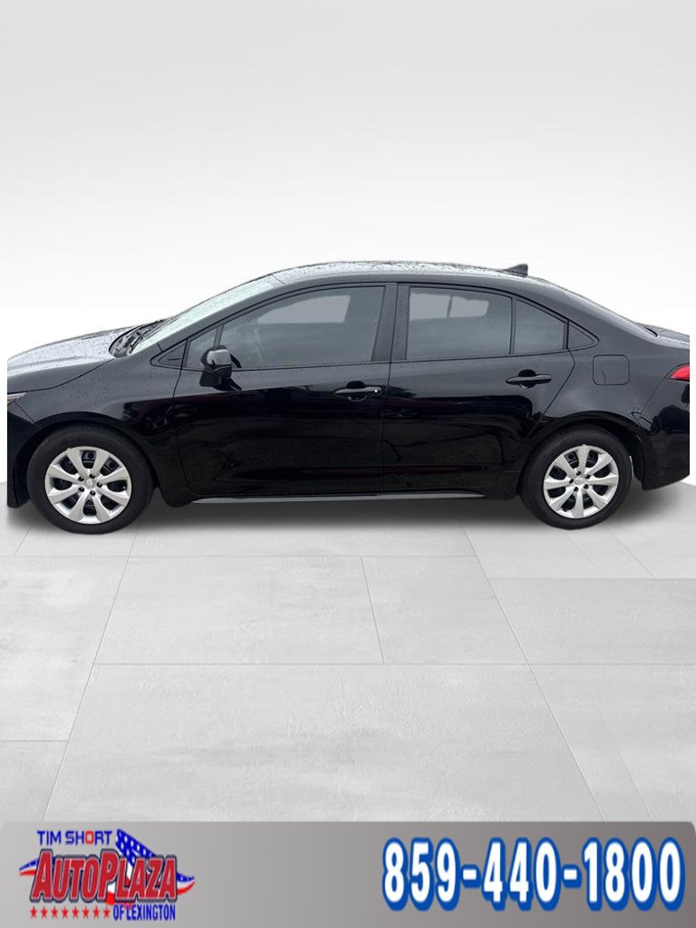Used 2026 Toyota Corolla LE FWD image 2