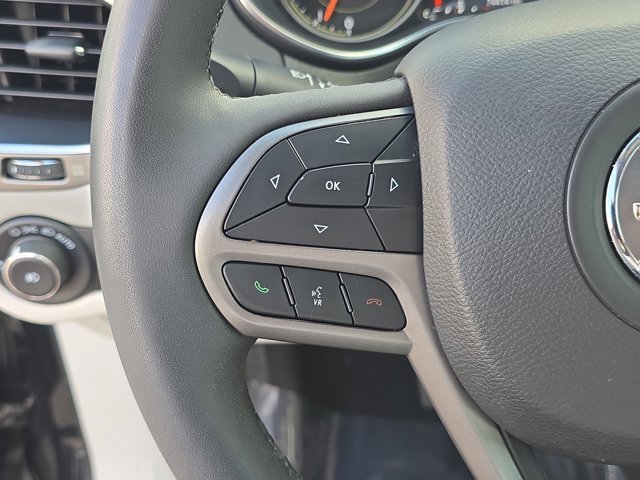 Used 2022 Jeep Cherokee Latitude Lux image 28