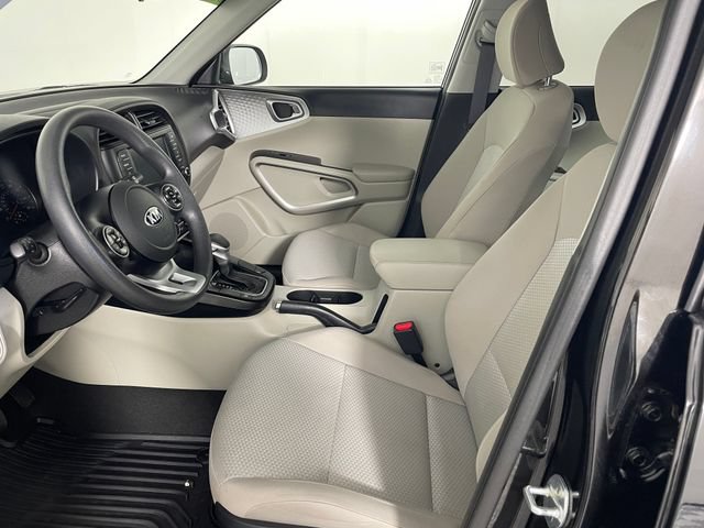 Certified 2021 Kia Soul LX FWD image 2