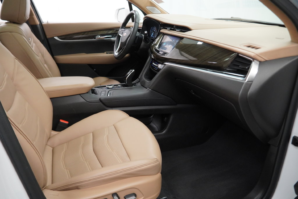 Used 2020 Cadillac XT6 Premium Luxury w/ Platinum Package FWD image 42