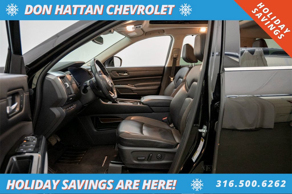 Used 2022 Nissan Pathfinder SL image 5