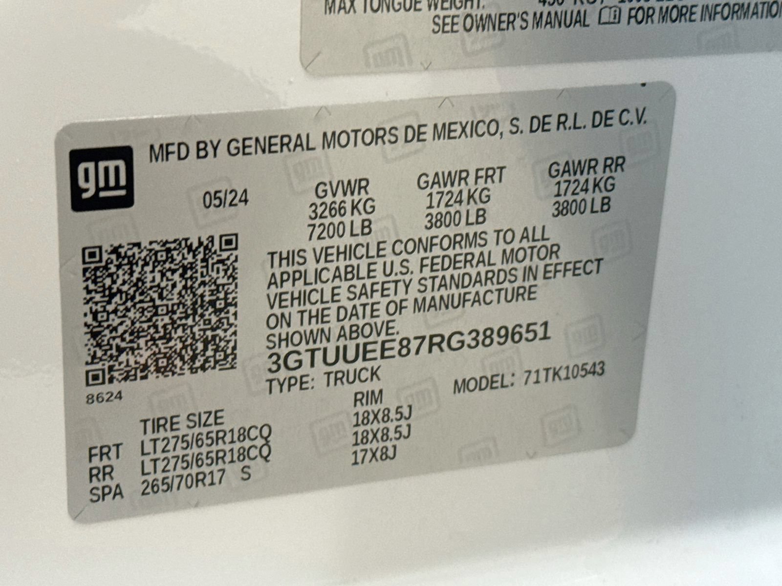 Used 2024 GMC Sierra 1500 AT4 w/ Technology Package AWD/4WD image 36