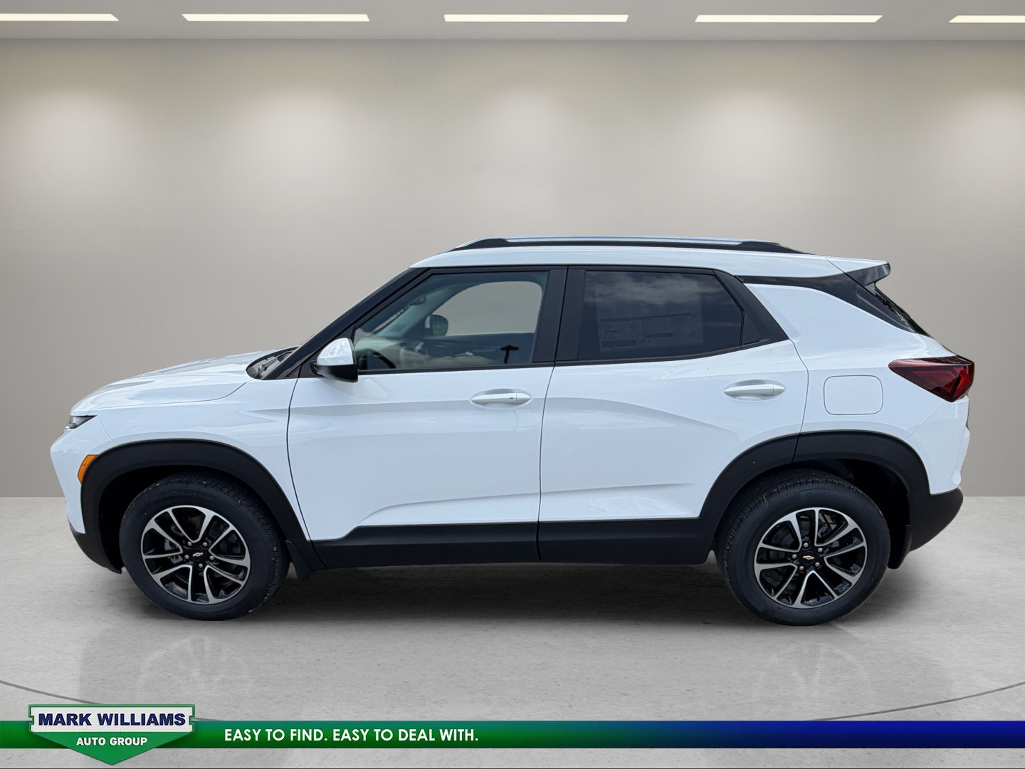 New 2026 Chevrolet TrailBlazer LT w/ Convenience Package FWD image 3