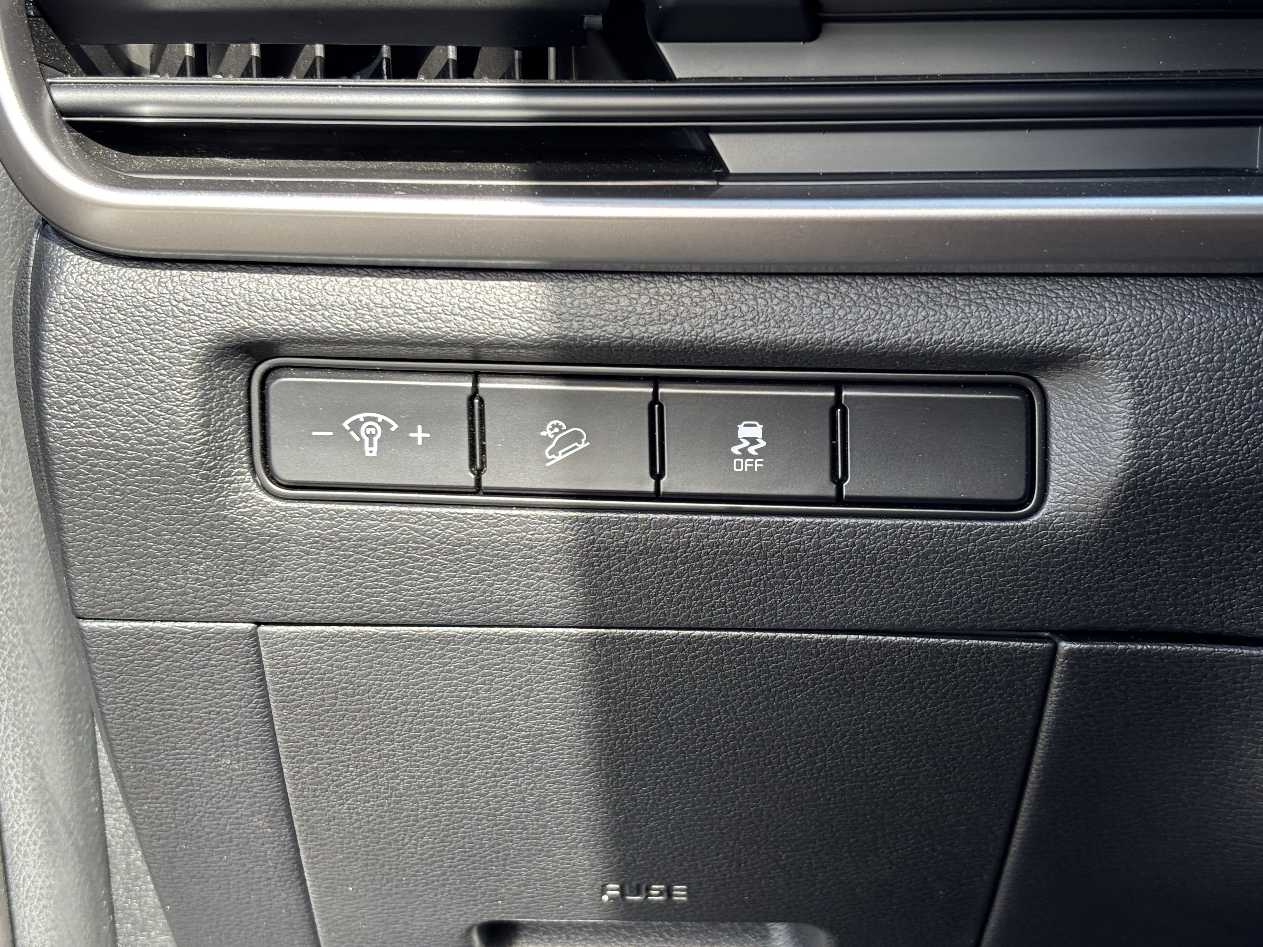 Certified 2024 Kia Telluride LX AWD/4WD image 29