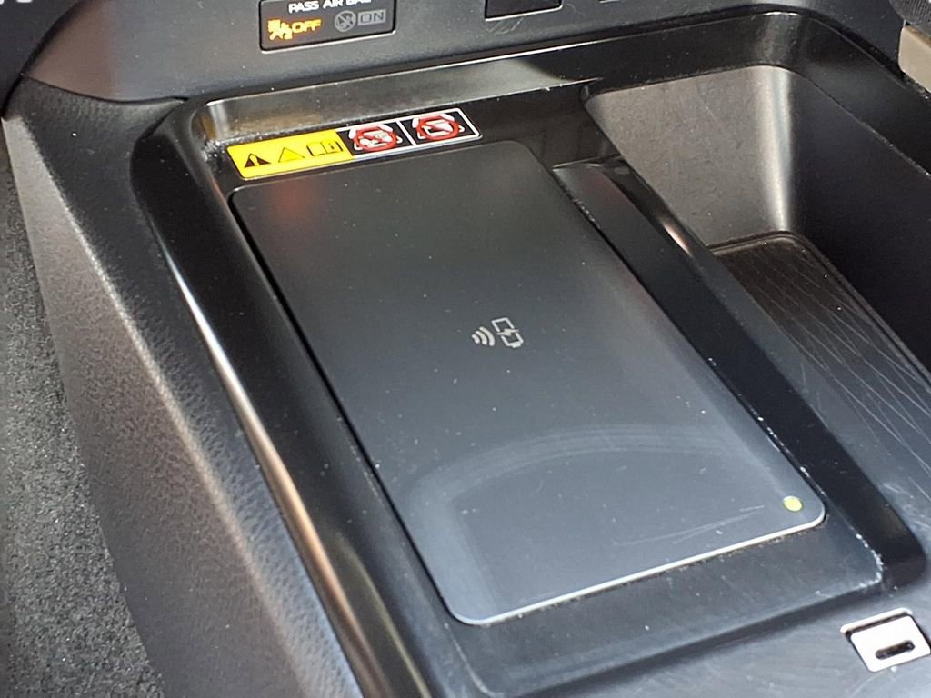 Used 2025 Toyota Camry LE FWD image 16