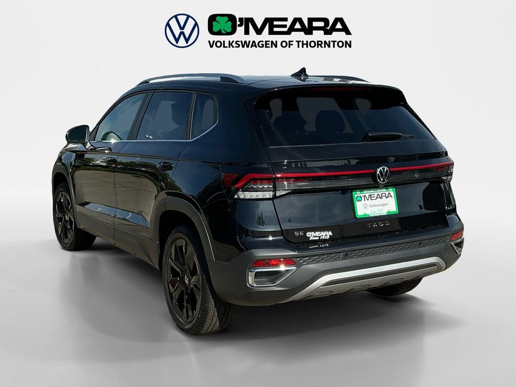 New 2026 Volkswagen Taos SE FWD image 3