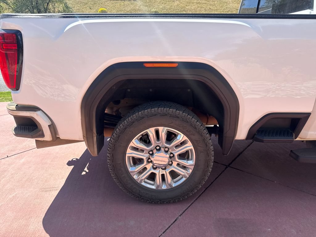Used 2020 GMC Sierra 2500 Denali w/ Denali Ultimate Package AWD/4WD image 31