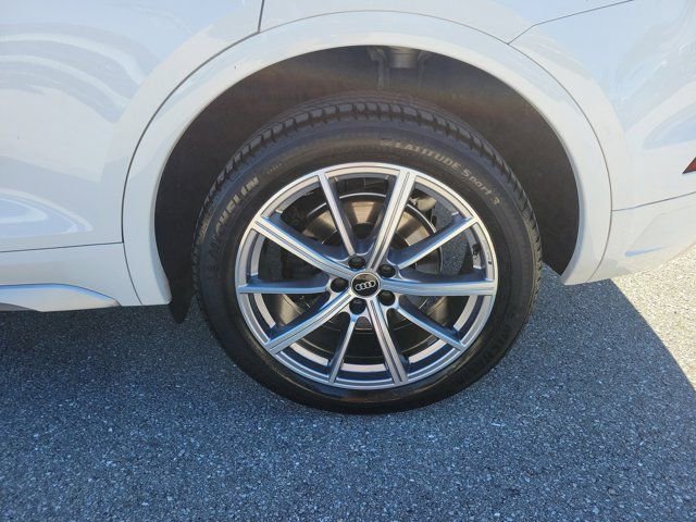 Used 2022 Audi SQ5 Premium Plus w/ Premium Plus Package image 9