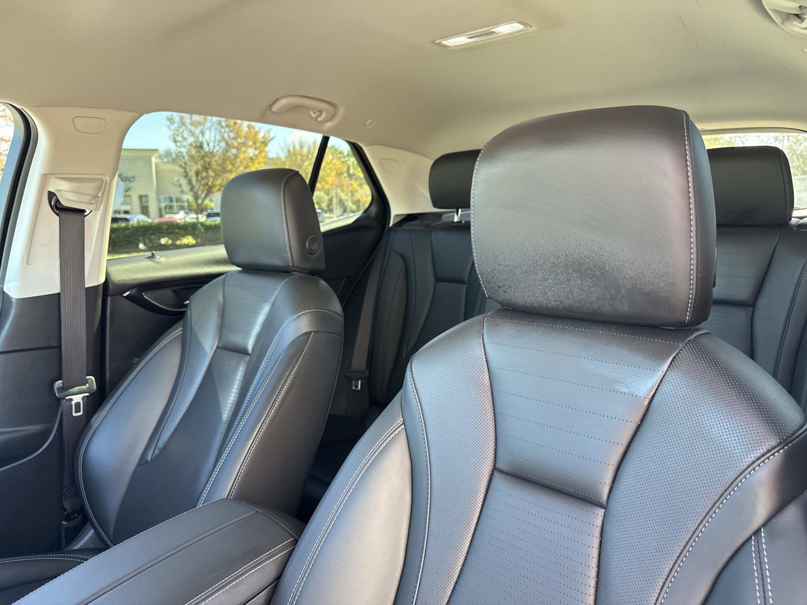 Used 2025 Buick Envision Preferred image 22