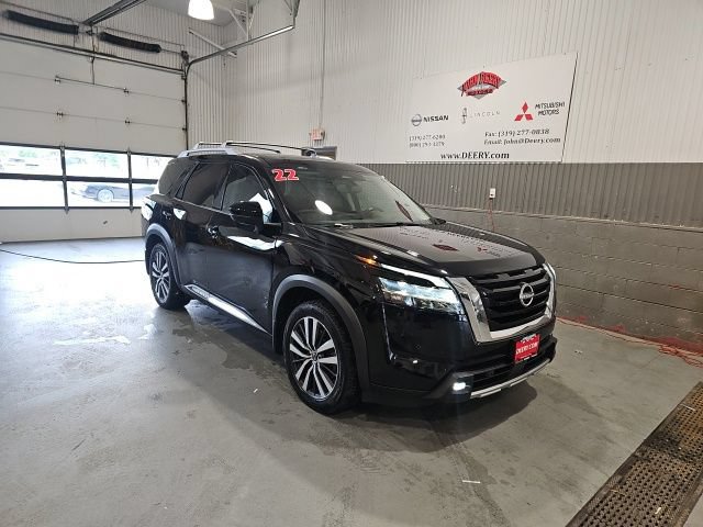 Certified 2022 Nissan Pathfinder Platinum w/ Cargo Package AWD/4WD image 1