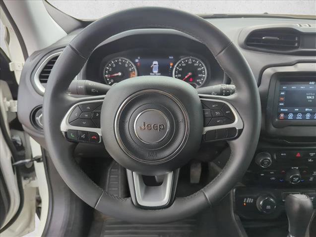 Used 2021 Jeep Renegade Latitude image 24