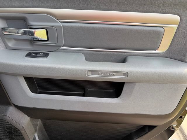 Used 2019 RAM 1500 Warlock AWD/4WD image 40