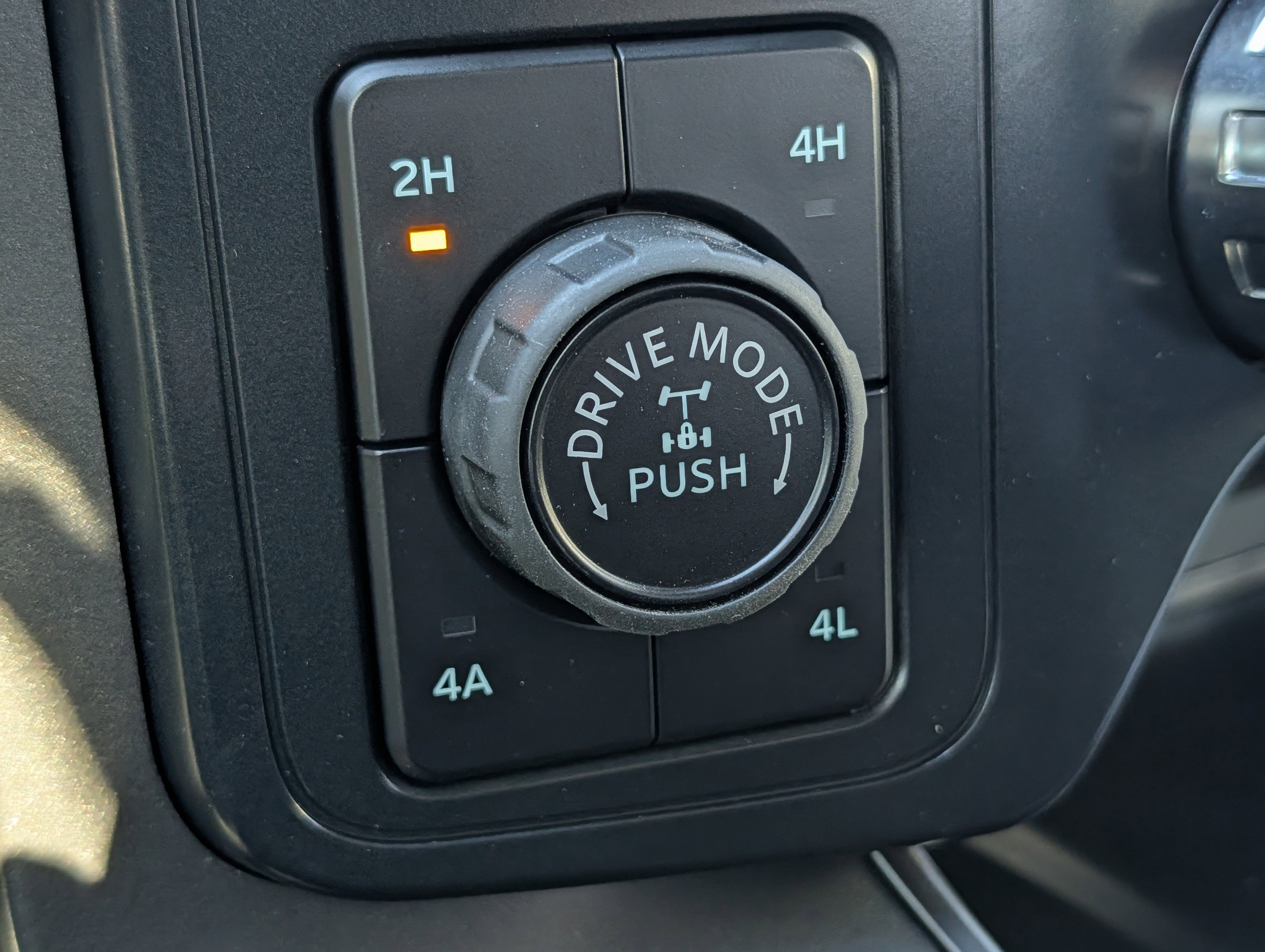 New 2025 Ford F150 Lariat w/ Equipment Group 501A Mid image 59