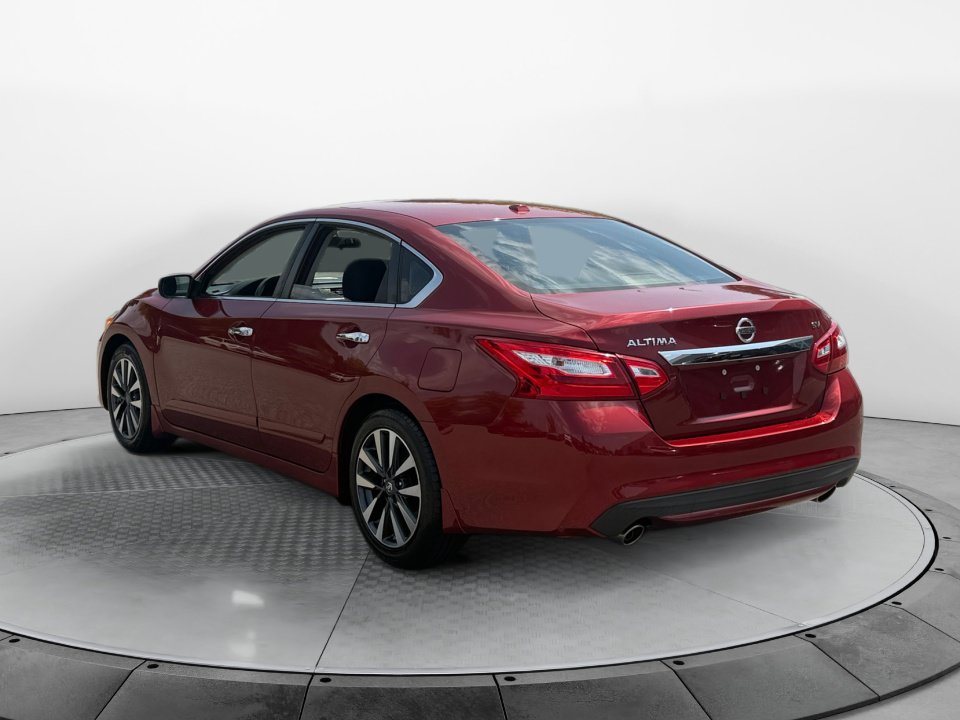 Used 2017 Nissan Altima 2.5 SV FWD image 5