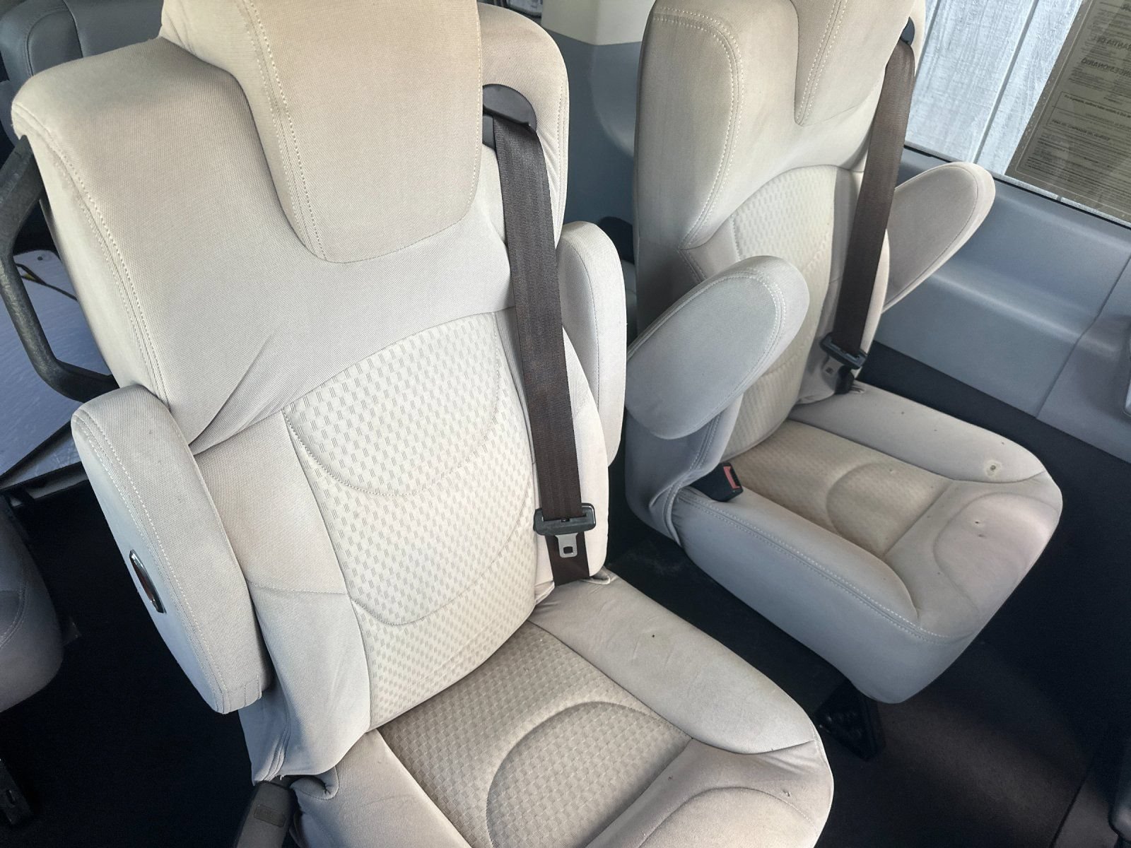 Used 2018 Ford Transit 150 XLT RWD image 12