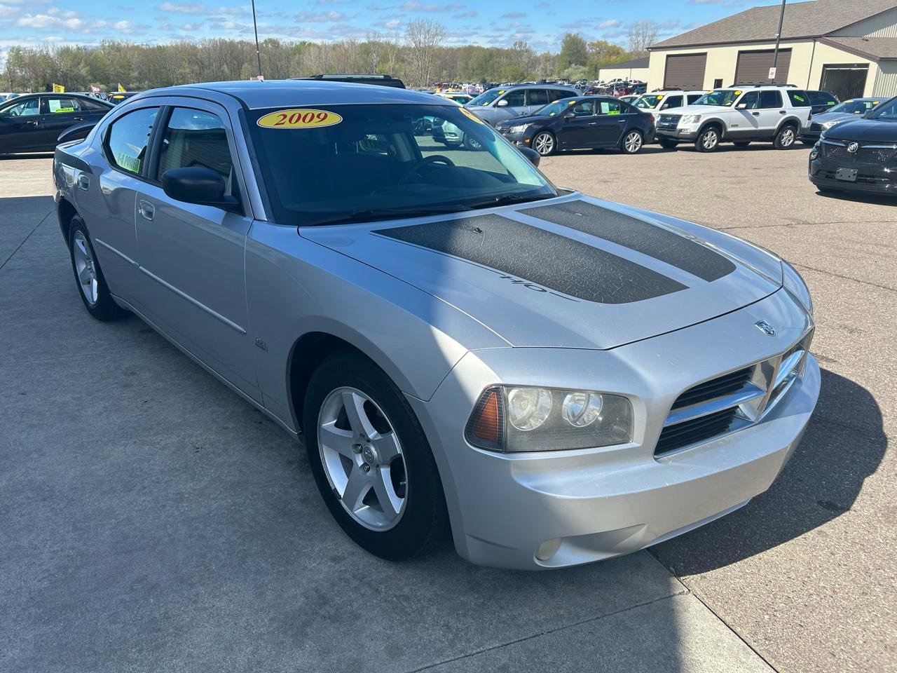 Used 2009 Dodge Charger SXT RWD image 3