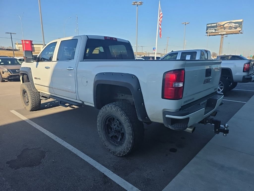 Used 2017 GMC Sierra 2500 SLT image 6