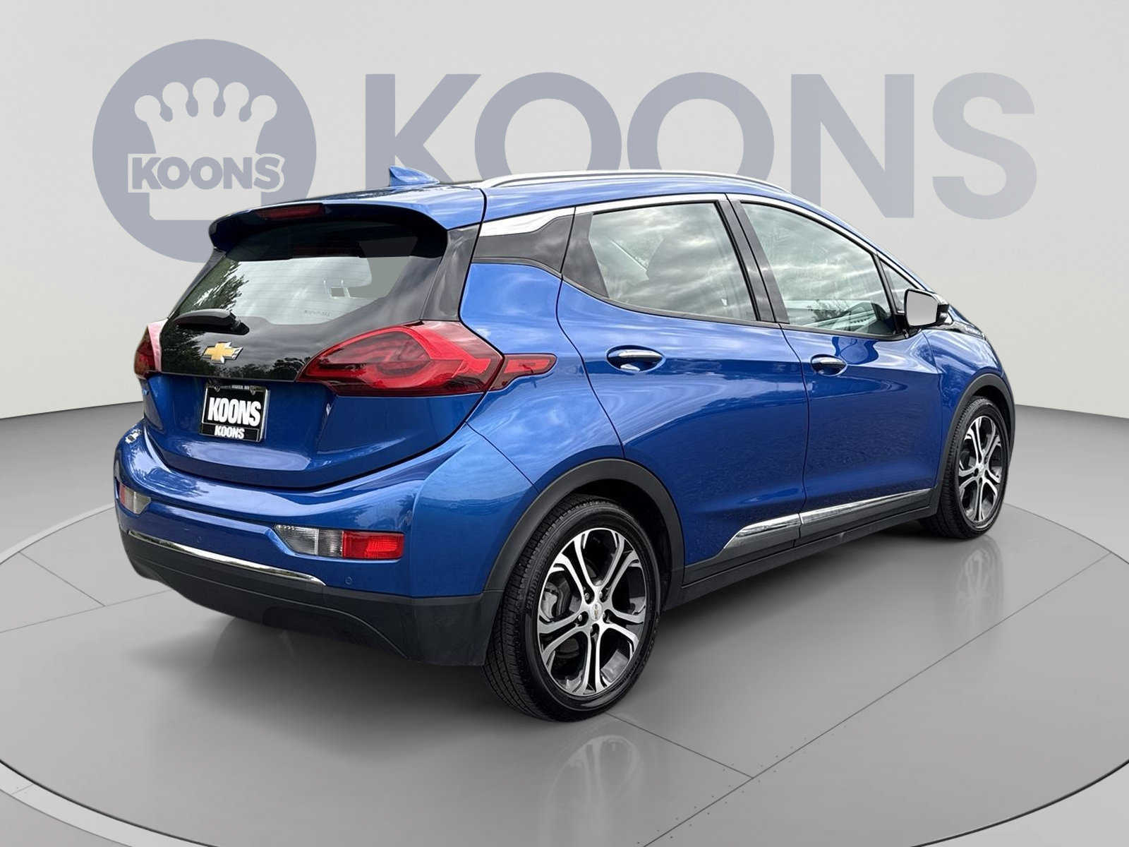 Used 2017 Chevrolet Bolt Premier FWD image 11