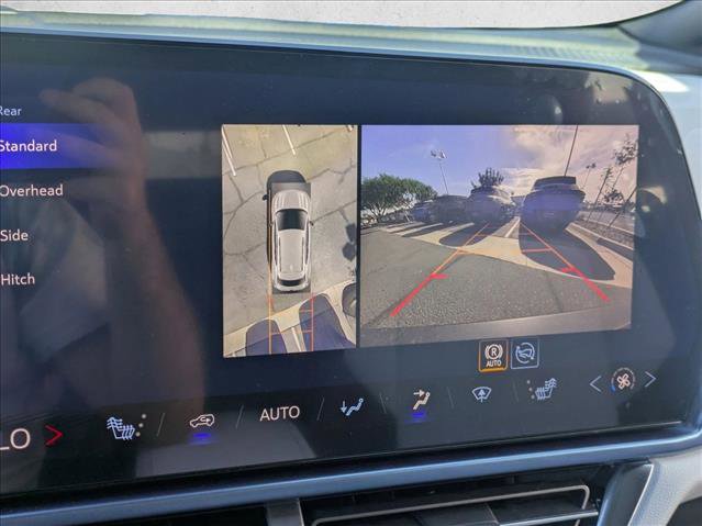 New 2026 Chevrolet Equinox EV LT image 12