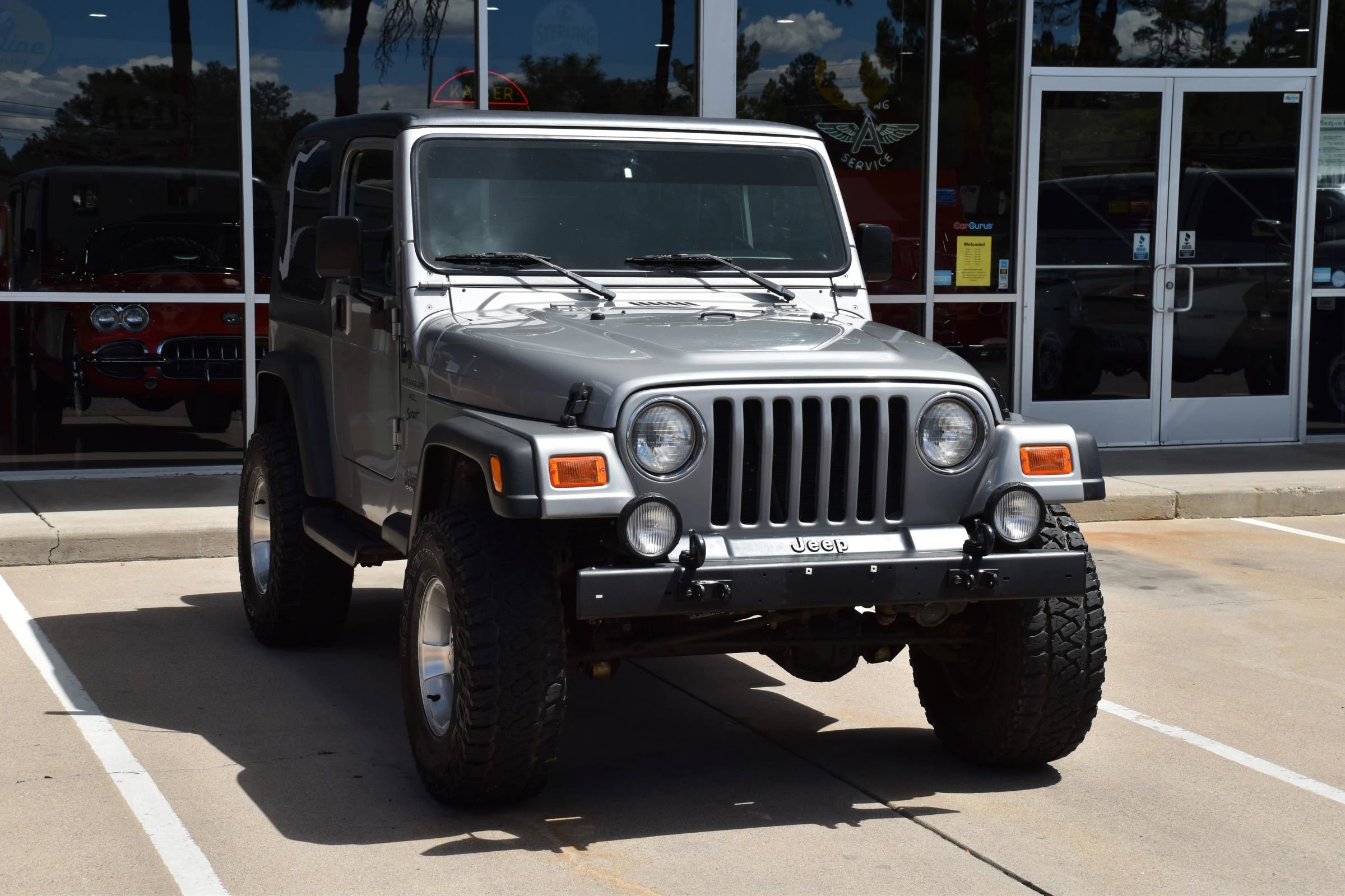 Used 2000 Jeep Wrangler Sport image 9