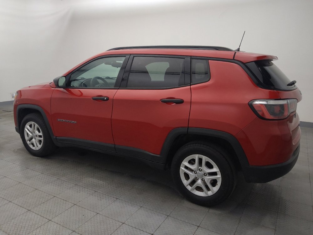 Used 2018 Jeep Compass Sport image 3