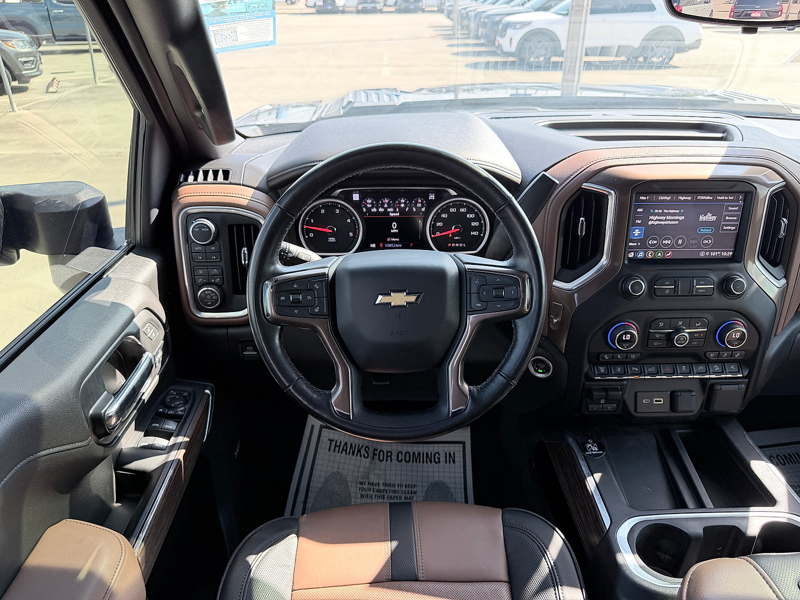 Used 2022 Chevrolet Silverado 2500 High Country w/ Technology Package AWD/4WD image 35