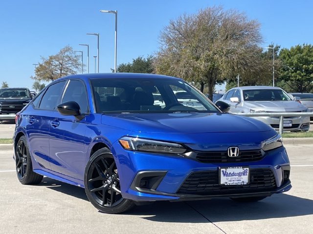 Used 2022 Honda Civic Sport image 2