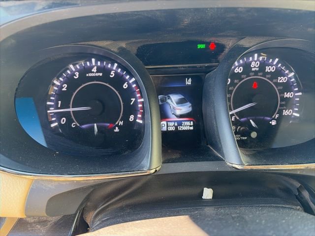 Used 2018 Toyota Avalon XLE Premium image 11