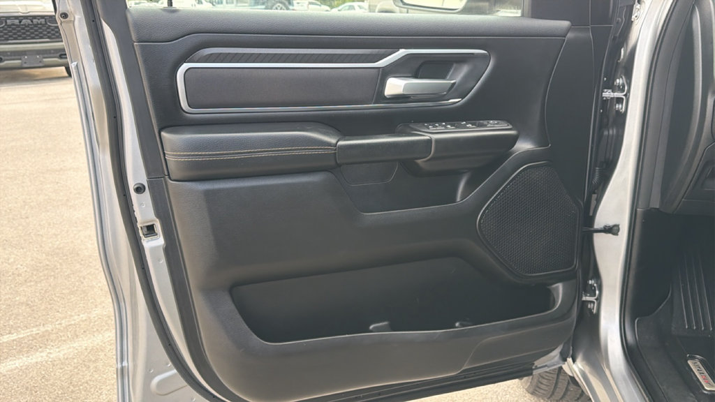 Used 2025 RAM 1500 Big Horn AWD/4WD image 11