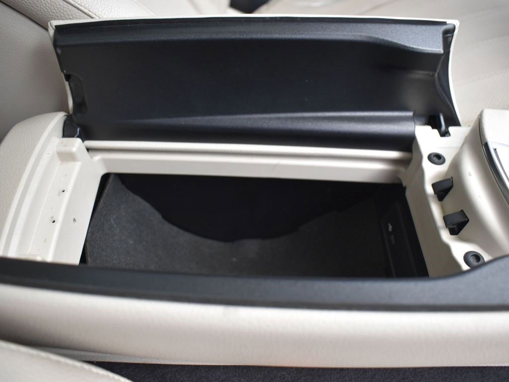 Used 2021 Mercedes-Benz E 350 Sedan image 25