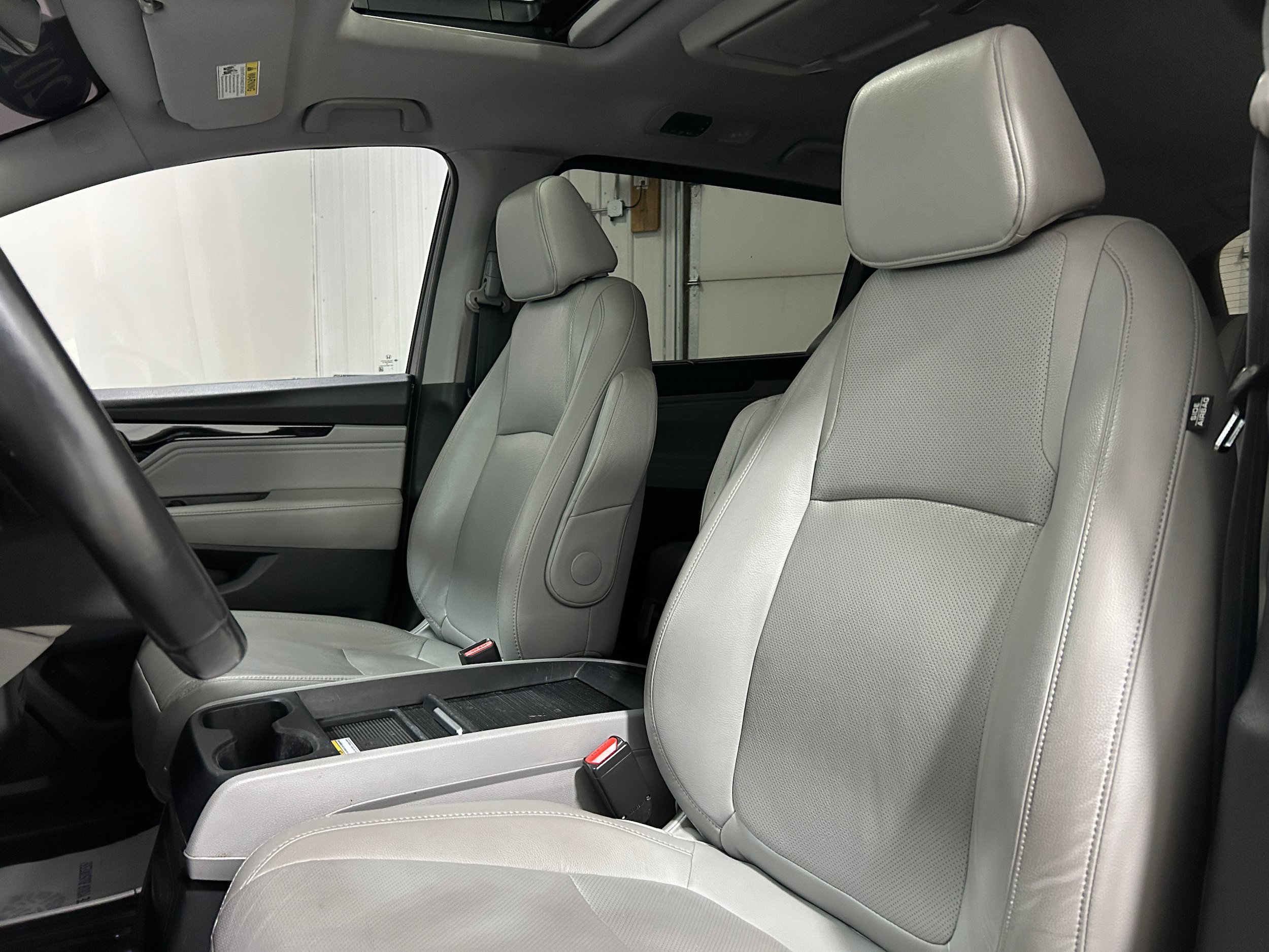 Used 2019 Honda Odyssey Elite image 27