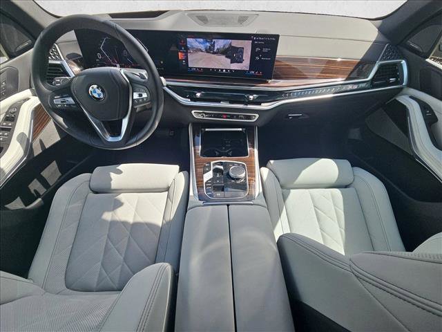 Used 2026 BMW X5 sDrive40i image 17