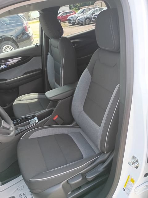 New 2026 Chevrolet TrailBlazer LS w/ LS Convenience Package AWD/4WD image 17