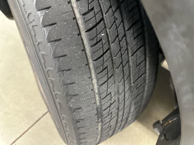 Used 2014 Ford Explorer XLT w/ Equipment Group 202A FWD image 30