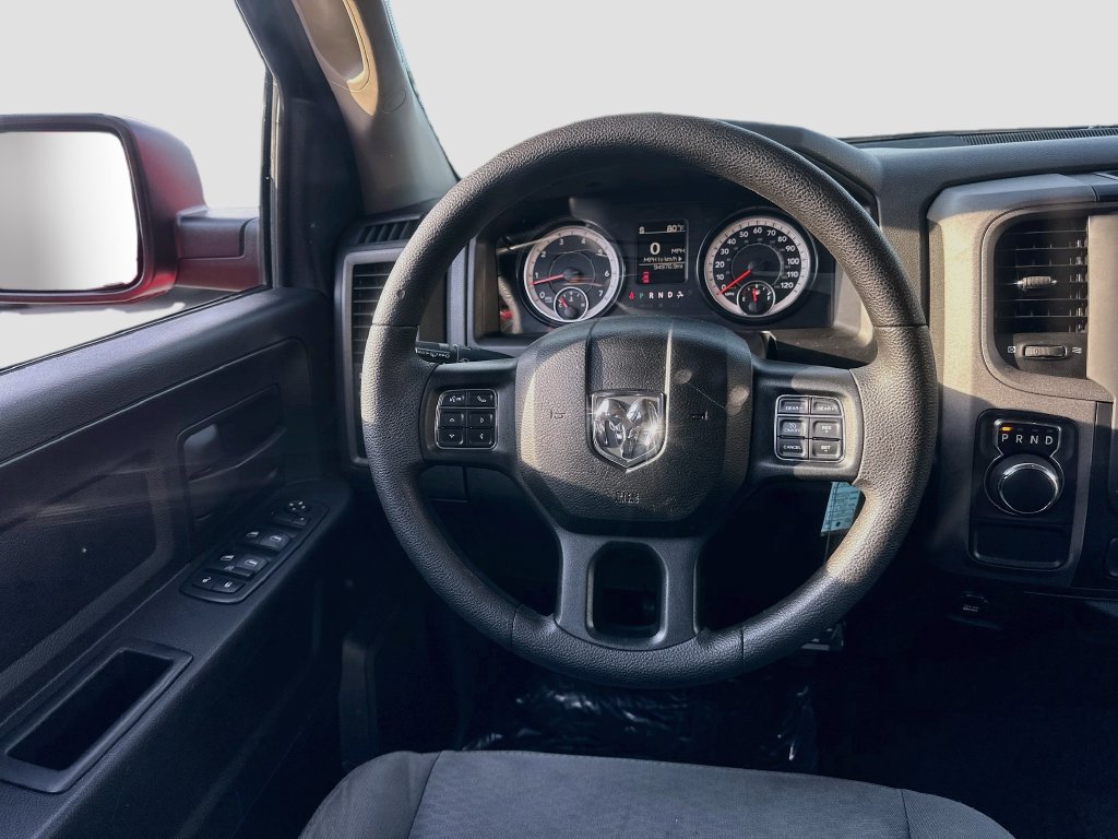 Used 2017 RAM 1500 Express RWD image 18