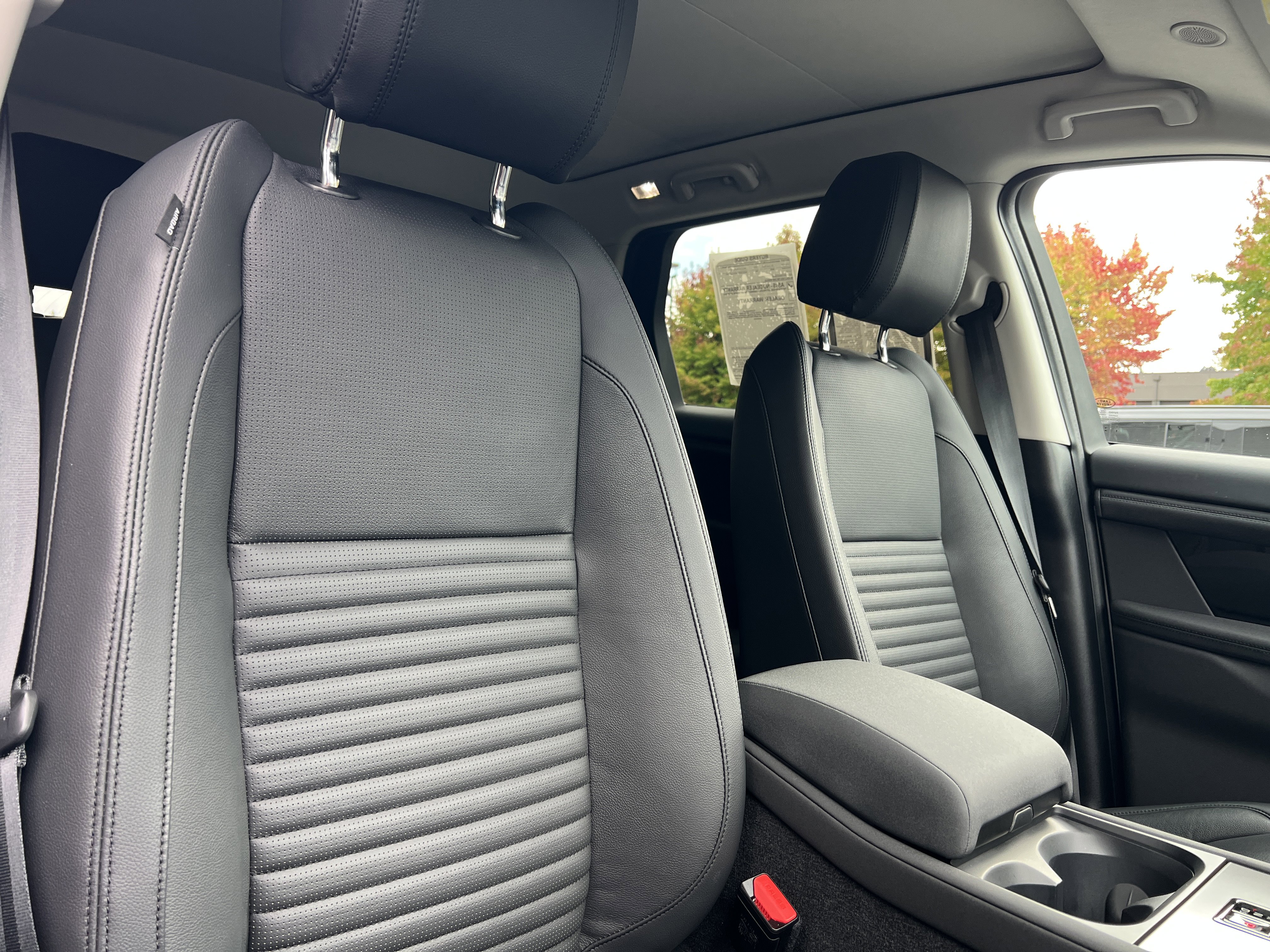 Certified 2024 Land Rover Discovery Sport S image 12