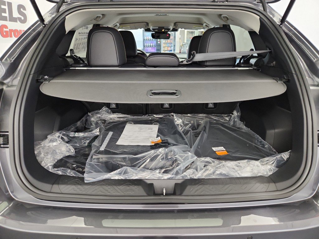 New 2026 Subaru Crosstrek 2.5i Limited w/ Crosstrek Mirror Package AWD/4WD image 32