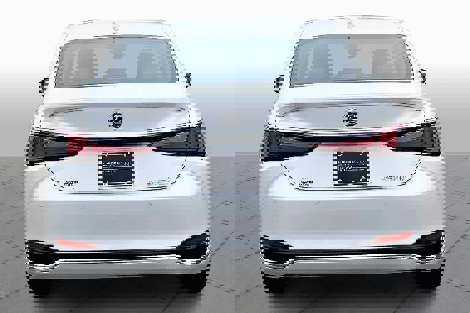 Certified 2025 Lexus ES 300h ES 300h w/ Premium Package image 5