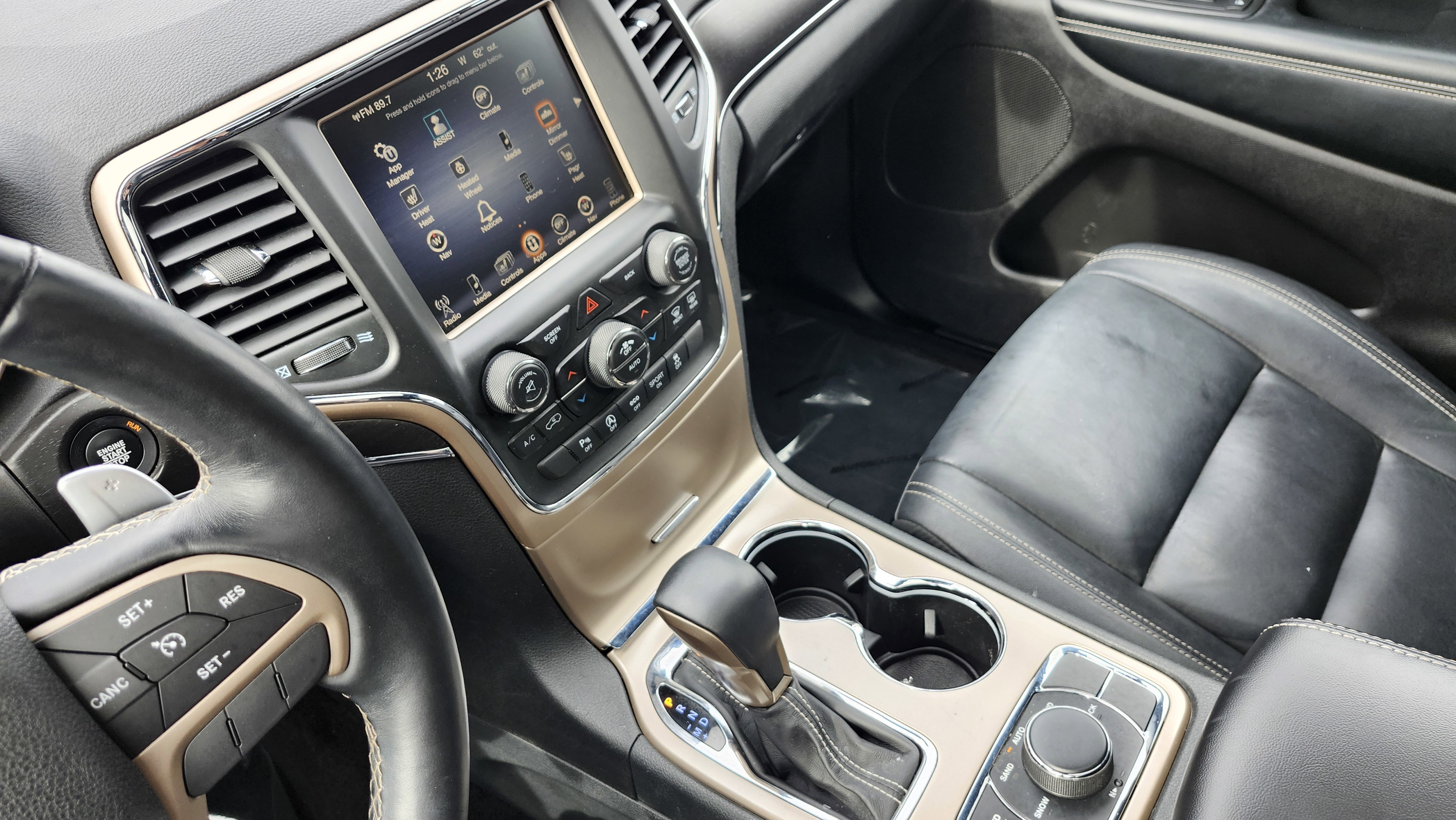 Used 2016 Jeep Grand Cherokee Limited image 32