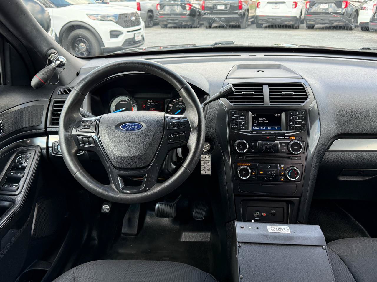 Used 2018 Ford Explorer 4WD Police Interceptor image 2