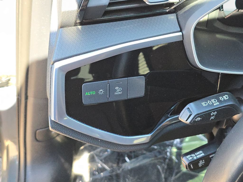 Used 2022 Audi Q3 2.0T Premium Plus AWD/4WD image 32