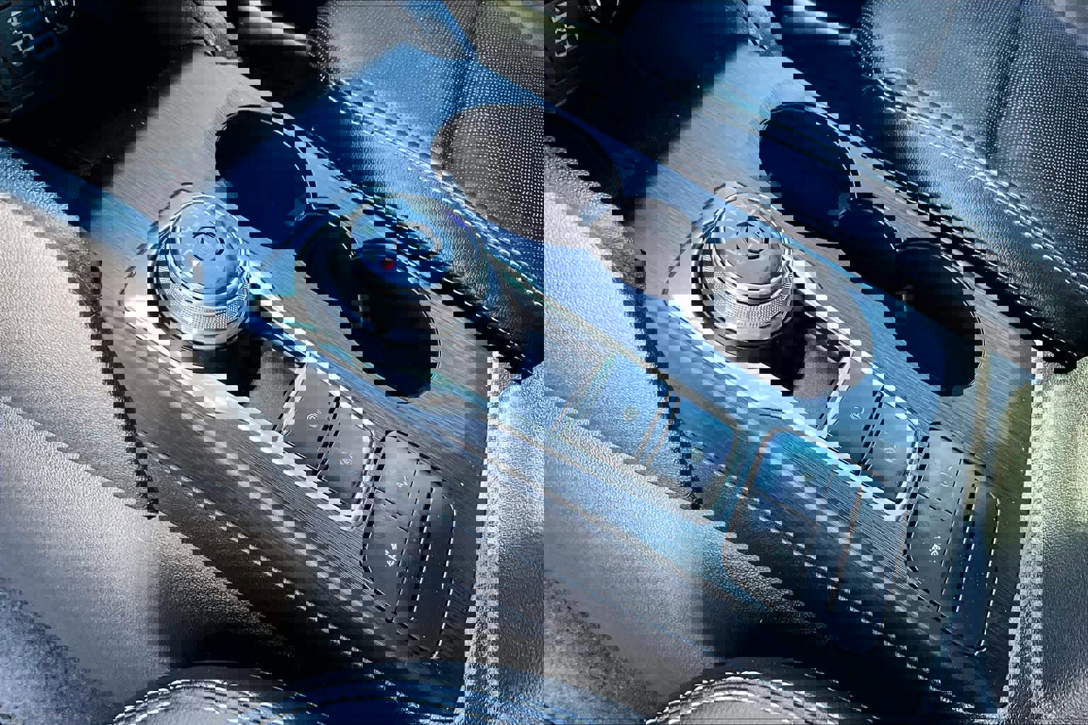 Used 2021 Ford Escape SEL image 16