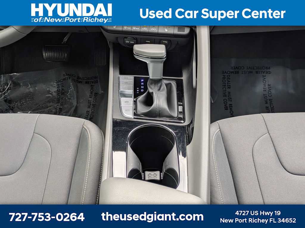 Certified 2023 Hyundai Elantra SEL w/ Convenience Package FWD image 18